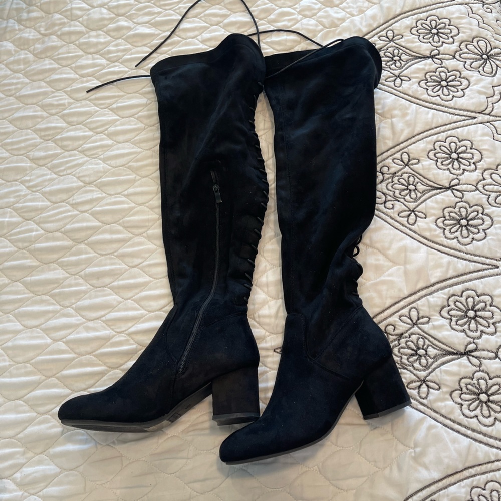 Knees boots